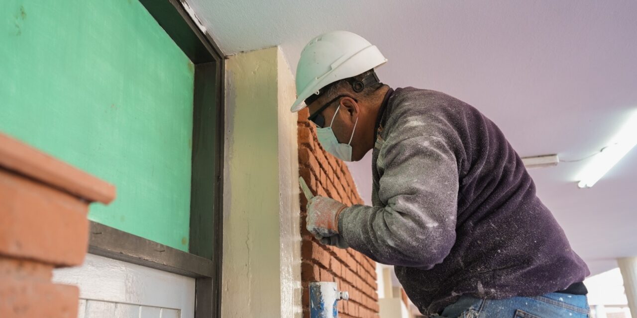 Aprovechan las vacaciones de invierno para realizar obras en 160 escuelas