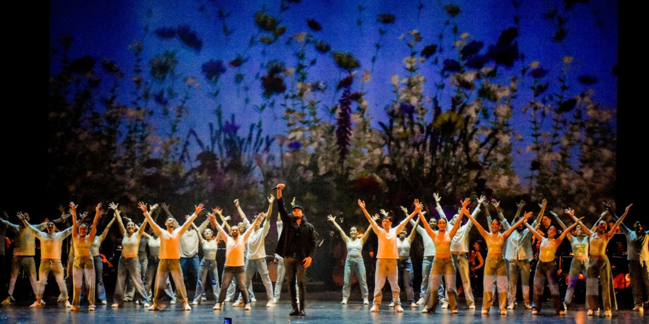 Con una sala colmada, comenzó la Gala Patria en el Teatro del Bicentenario