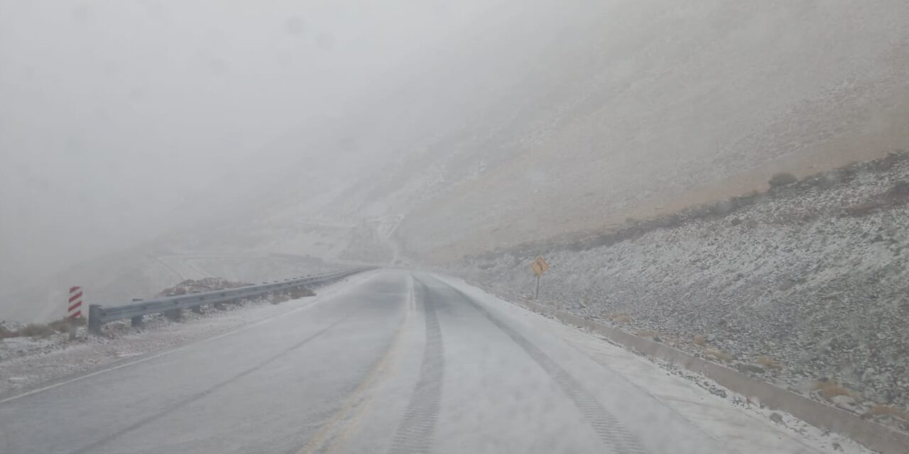 Alerta por un fuerte temporal invernal: prevén hasta tres metros de nieve y ráfagas de 160 km/h en la cordillera