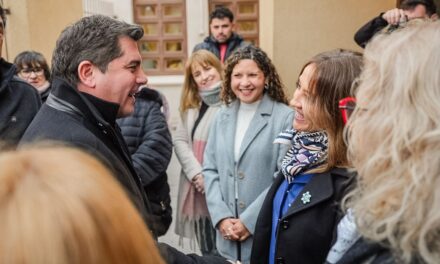 Orrego entregó 875 pares de anteojos en Pocito y el programa ya superó los 3.100 lentes distribuidos en 2026
