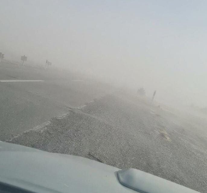 El viento Zonda reduce la visibilidad en la Ruta 40 Norte y piden extremar las precauciones