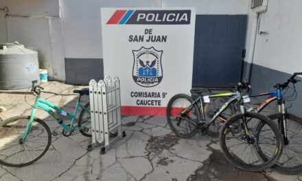 Sospechoso operativo en Caucete: demoraron a tres hombres con bicicletas y una escalera de aluminio