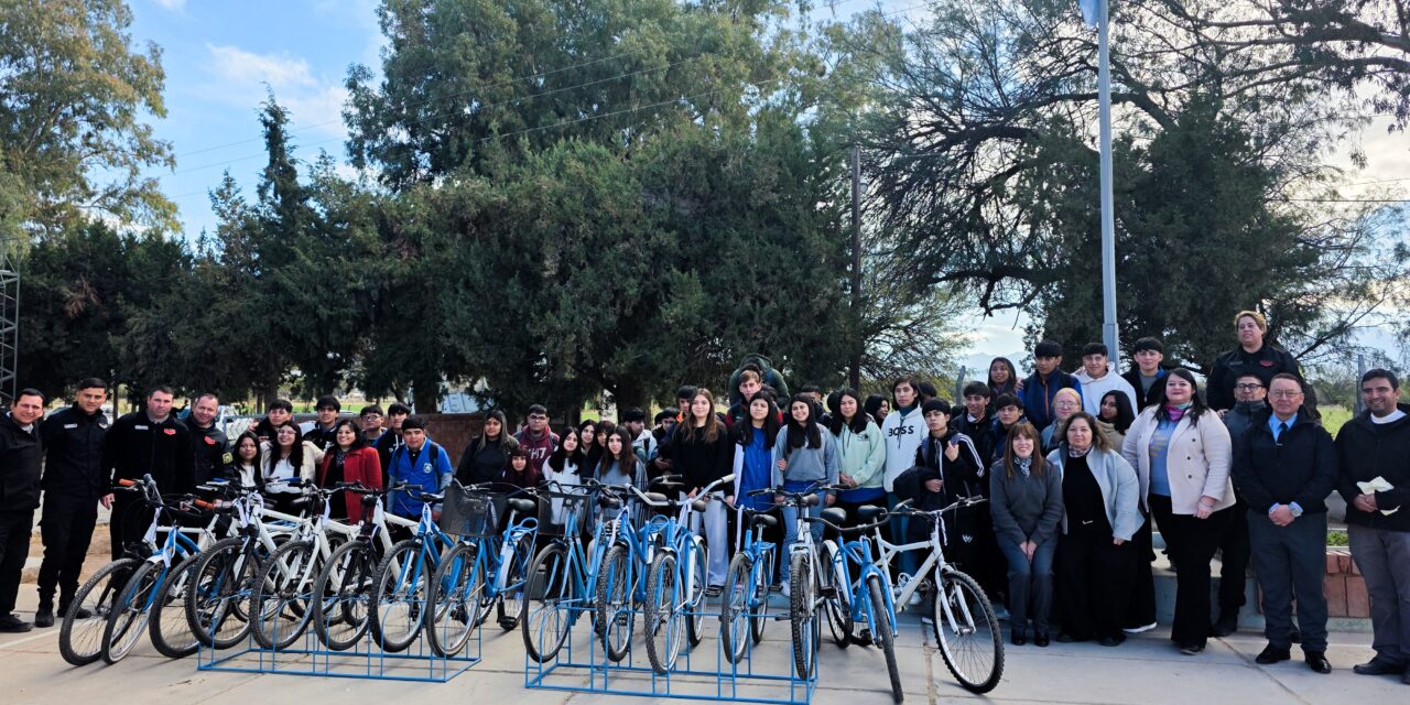 Bicicletas con una segunda oportunidad: internos del Penal restauraron rodados para alumnos de una escuela de Jáchal