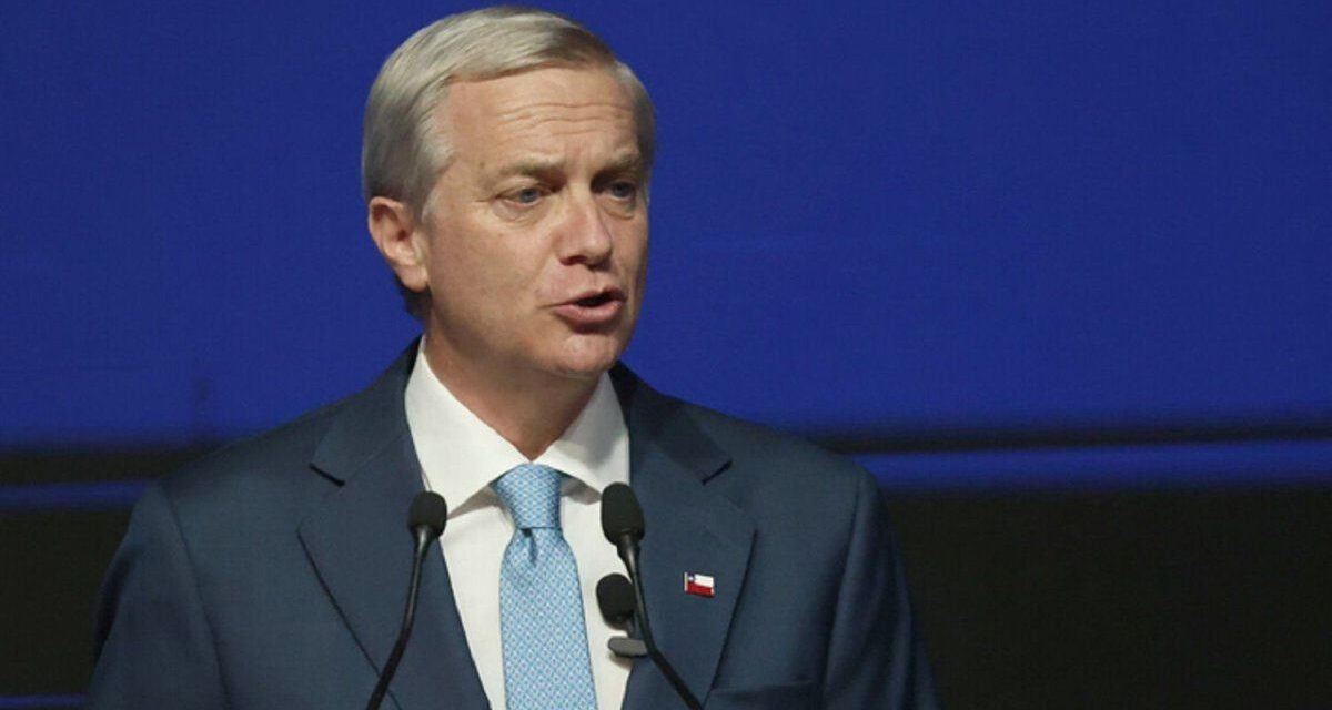 José Antonio Kast busca una reforma económica en medio de la desacreditación a su gestión