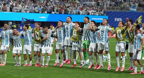 Con sacrificio y otra vez en tiempo extra, Argentina venció a Suiza y se metió en semifinales