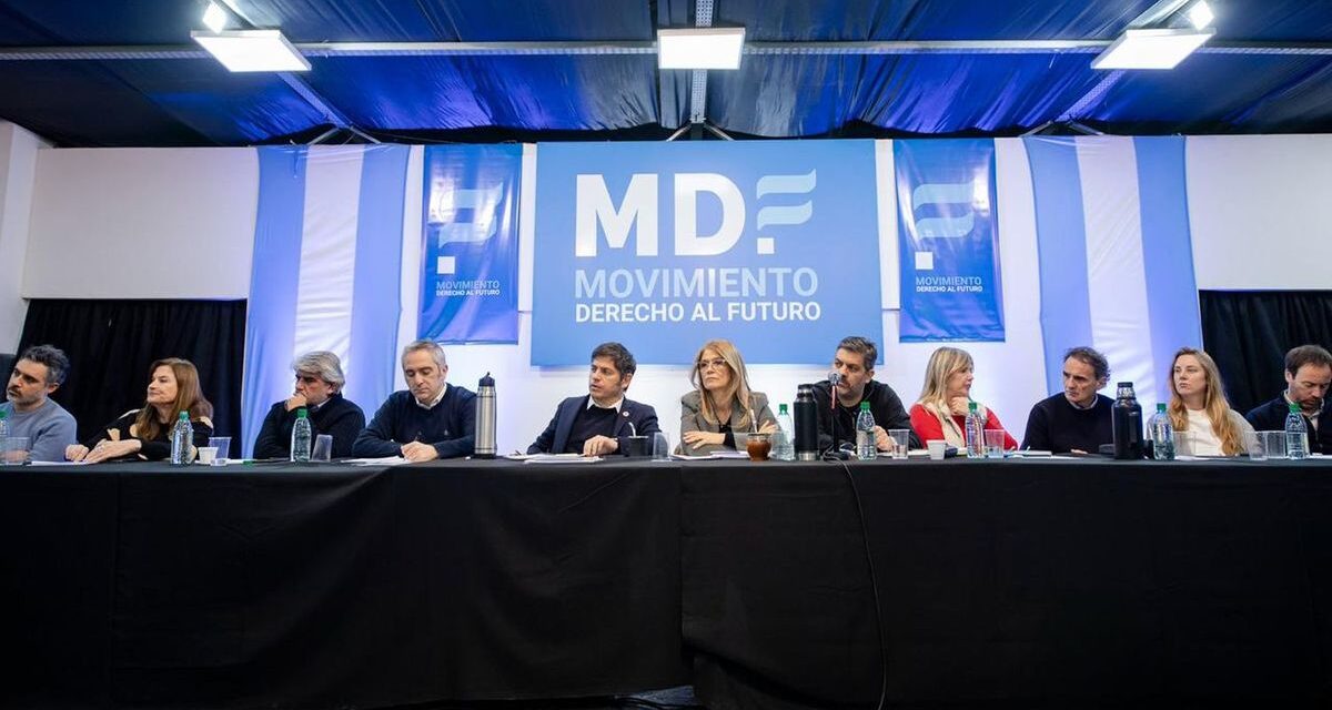 Axel Kicillof reunió a su tropa: pidió «no caer en provocaciones» y dijo que la única disputa «es con Javier Milei»