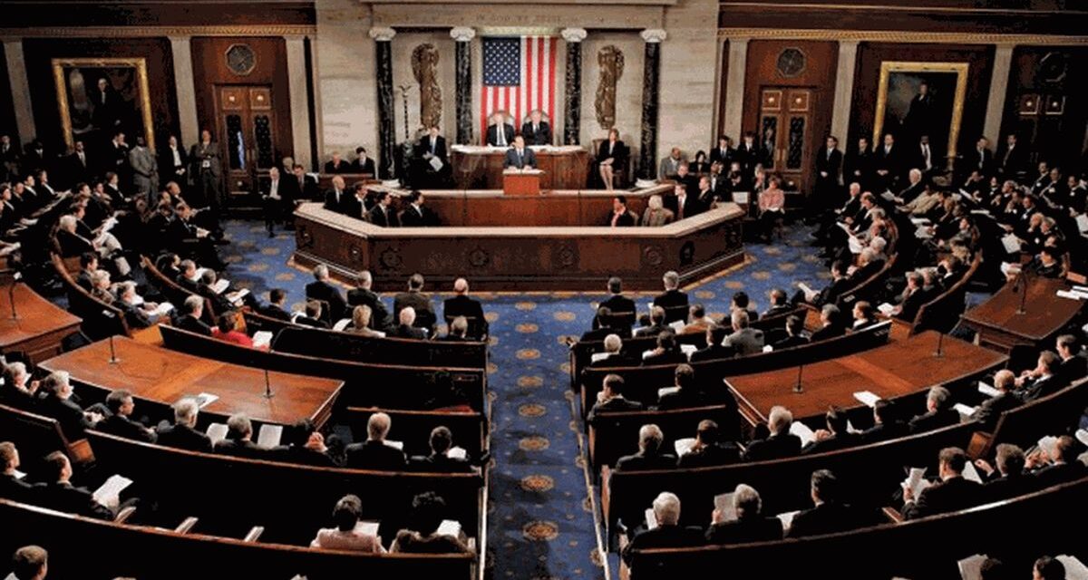 la Cámara de Representantes votó para detener guerra en Irán, pero el Senado apoyó a Donald Trump