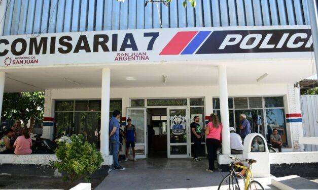 Pocito: Entró a un taller para robar herramientas, pero el dueño lo encontró escondido