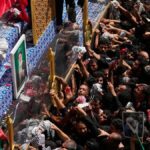 Irán despidió a Alí Jameneí en Mashad con una multitudinaria ceremonia marcada por amenazas contra Donald Trump