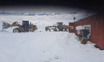 Los Azules desmovilizó preventivamente a 37 trabajadores por el intenso temporal en la cordillera