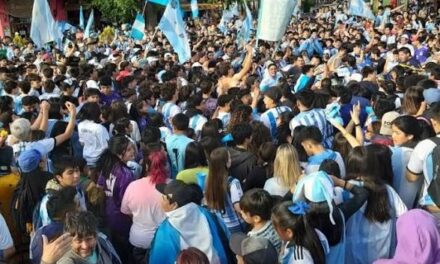 Operativo especial para el partido de Argentina: reforzarán la seguridad en Plaza 25 y la Peatonal