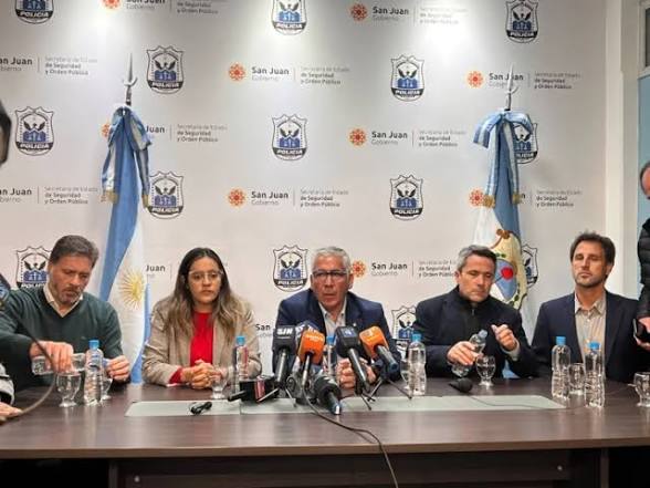 Tras la tragedia de Valle Fértil, el Gobierno analiza un protocolo propio para autorizar vuelos de funcionarios
