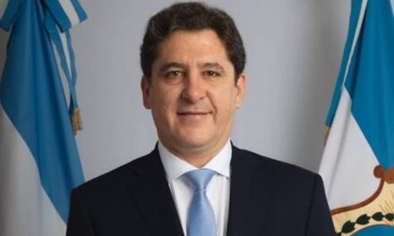 «Su entrega quedará en la memoria»: el emotivo mensaje de Gustavo Fernández durante la despedida a las víctimas