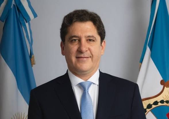 «Su entrega quedará en la memoria»: el emotivo mensaje de Gustavo Fernández durante la despedida a las víctimas
