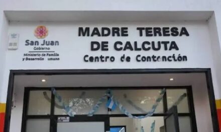 San Juan Te Abriga: entregaron 50 kits de emergencia en una sola noche