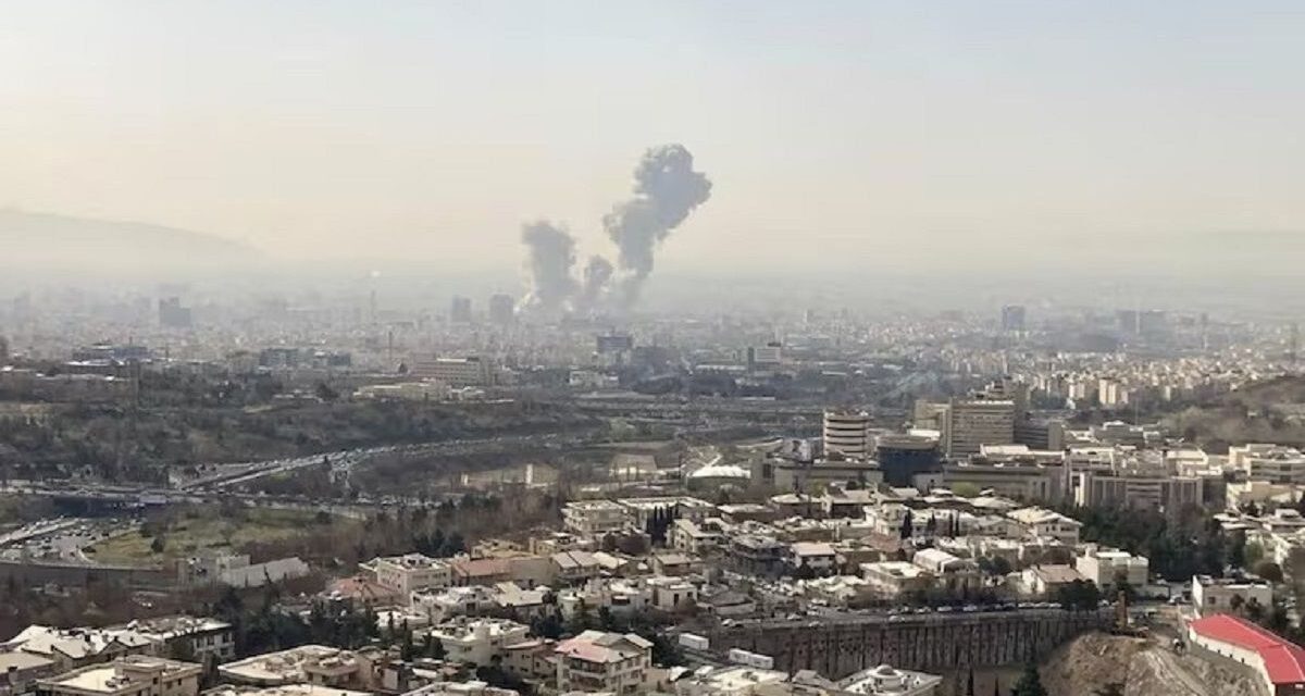 EEUU y Arabia Saudita bombardearon milicias iraníes en Irak y vuelve a crecer el riesgo de una escalada