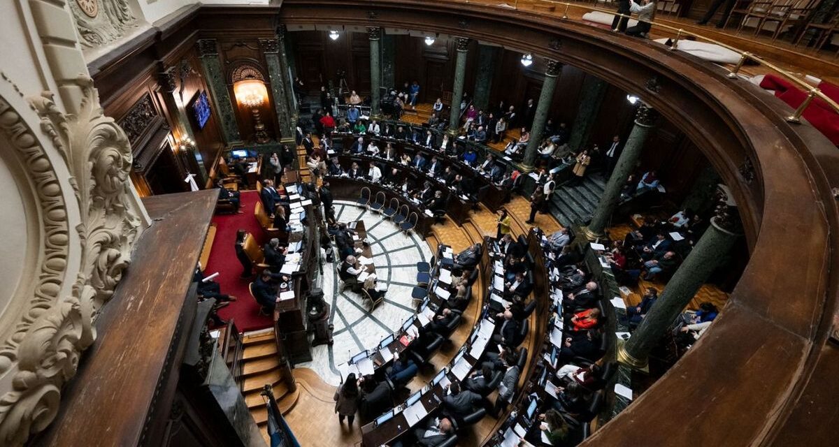 Envían a la Legislatura los pliegos de los jueces para cubrir los cargos