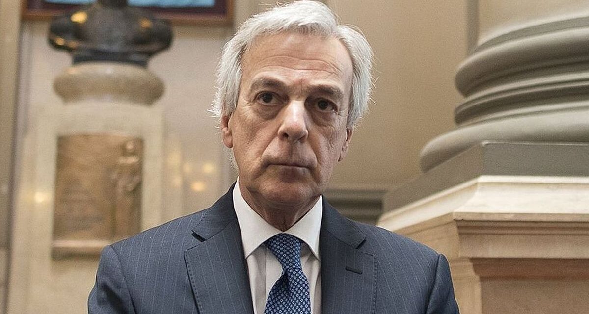La Corte Suprema frenó el intento del juez Martín Irurzun de continuar en la Cámara Federal