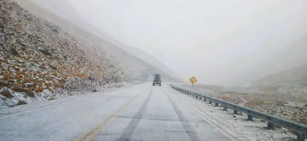 Vialidad renovó el alerta por el temporal y pidió no circular de noche por las rutas cordilleranas