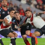 Nicolás Otamendi explotó tras la caída de River ante Barracas: «Fueron dos penales, uno me tendrías que haber cobrado»