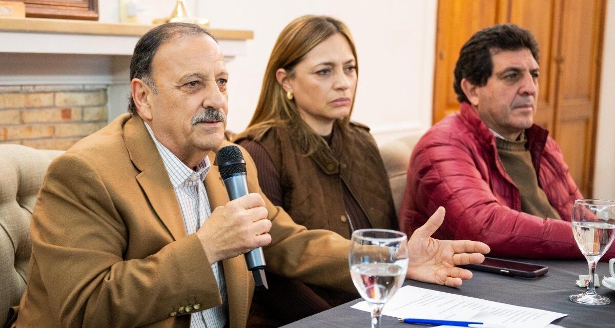 Ricardo Quintela promulgó la ley que avala el reclamo de territorio de La Rioja a San Juan