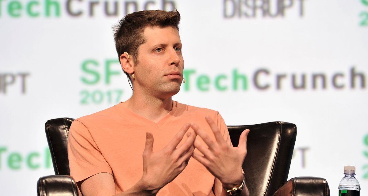Sam Altman cruzó a Elon Musk y puso en duda el proyecto de centros de datos espaciales