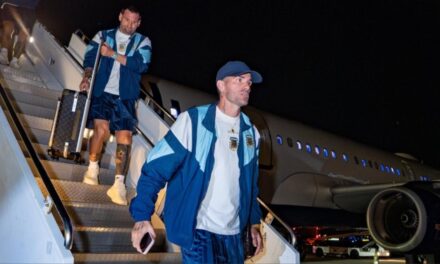 Argentina vs Cabo Verde: la selección llegó a Miami para jugarse el pase a octavos del Mundial 2026