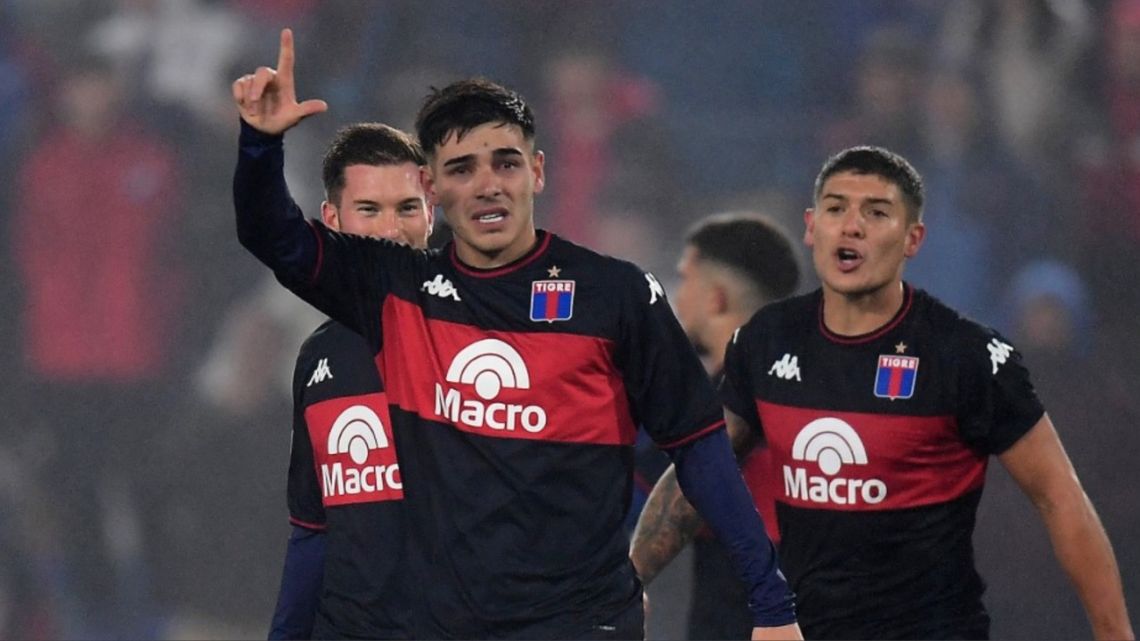 Tigre puso un pie en octavos de la Sudamericana goleando a Nacional
