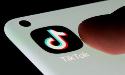 La Unión Europea acusó a TikTok de poner en riesgo la privacidad de menores y podría aplicarle una multa millonaria