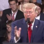 imitador de Donald Trump se robó todas las miradas durante un acto de campaña en Georgia