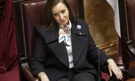Victoria Villarruel homenajeó a quienes rechazaron la dominación extranjera antes de reencontrarse con Javier Milei