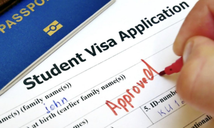 EEUU endurece las visas para estudiantes extranjeros e impondrá un límite máximo de permanencia