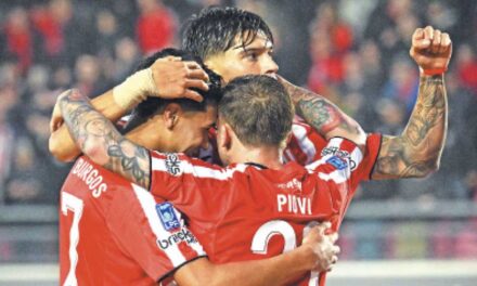 Un clásico en La Plata: Estudiantes goleó, celebró y humilló a un Gimnasia aturdido