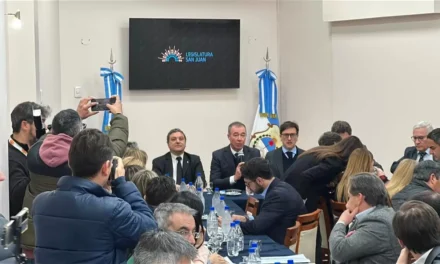 Diputados debate hoy el acuerdo con Vicuña: la sesión especial comienza a las 11