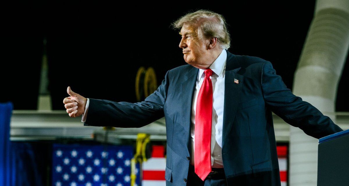 Crece el ala progresista demócrata y varios aliados de Trump sufren reveses