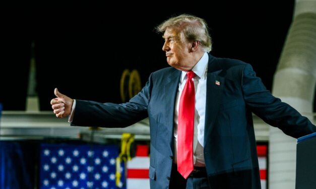 Crece el ala progresista demócrata y varios aliados de Trump sufren reveses