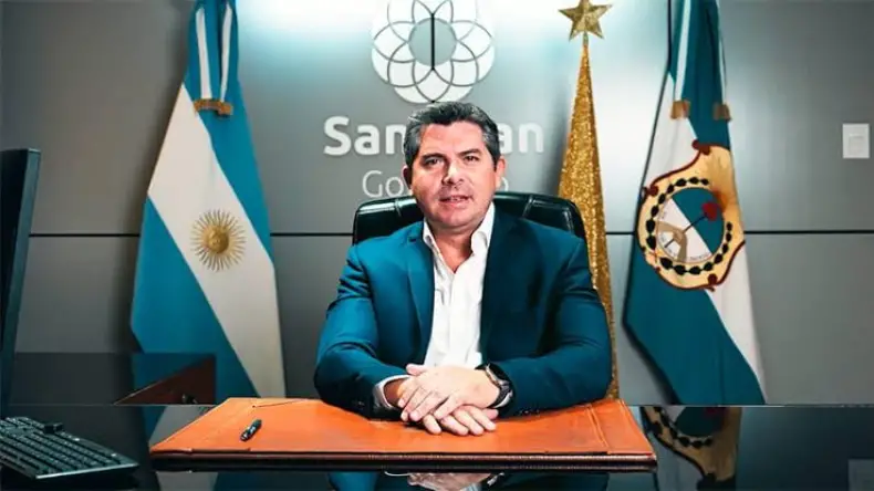 Orrego anunció un acuerdo histórico con Vicuña: la minera aportará US$250 millones para obras de infraestructura
