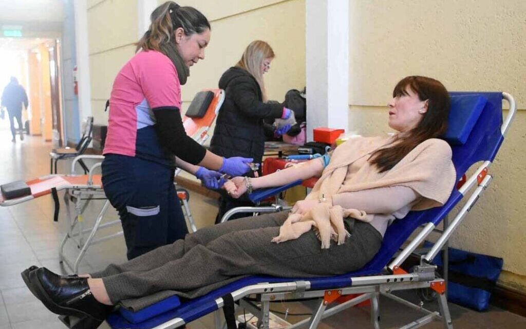Dónde donar sangre en agosto: El IPHEM llevará colectas a nueve departamentos