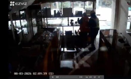 Robo en una joyería de la peatonal: se llevaron unos 50 relojes y el botín rondaría los $30 millones