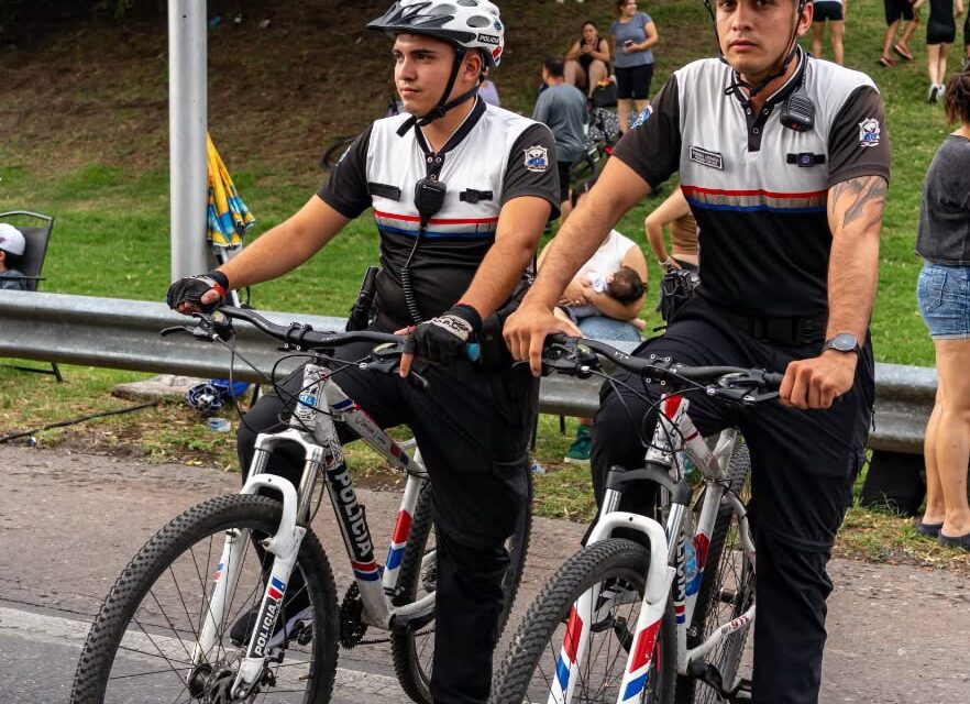 Detuvieron a un joven tras robarle el celular a una adolescente en pleno centro