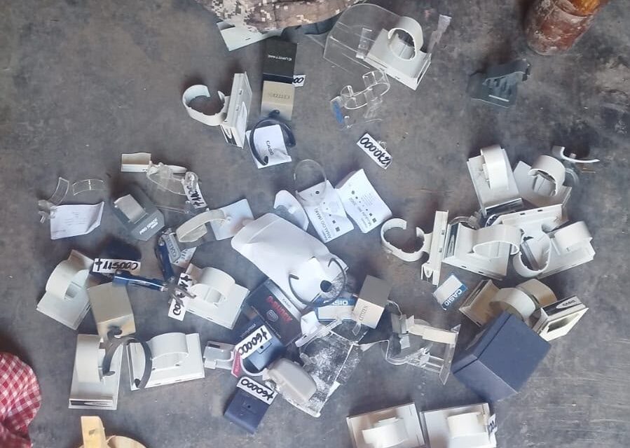 Tres allanamientos en Chimbas: recuperan dinero, joyas y relojes vinculados a un robo agravado