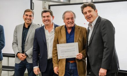 Orrego destinó $350 millones para que 27 Pymes incorporen tecnología e inteligencia artificial