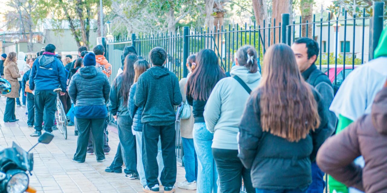 Más de 1.500 vecinos se anotaron en los cursos de «Rivadavia Capacita»