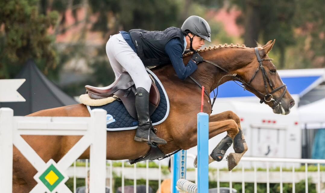 Santiago Muñoz subió al podio en el FEI Jumping Children’s Classics