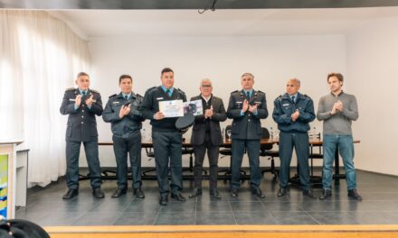Reconocieron a 36 policías por rescates, operativos y actuaciones que ayudaron a salvar vidas