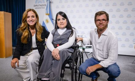 Proponen que familias de tránsito puedan adoptar tras un año de cuidado