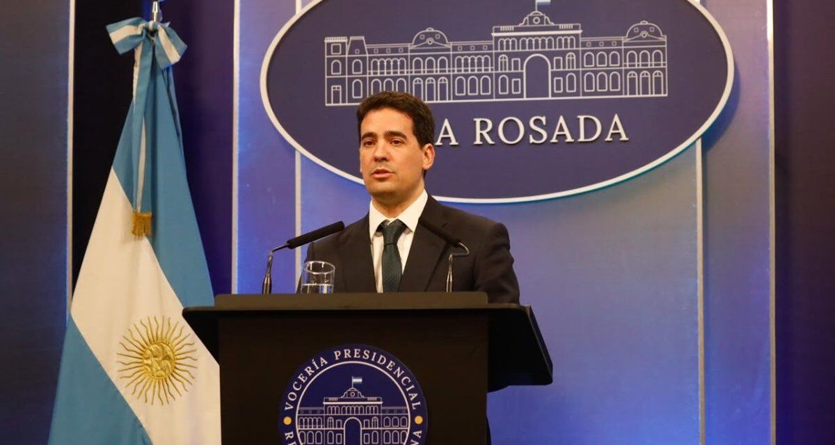 El Gobierno ratifica que Javier Milei no tiene relación con Cerimedo desde 2023, pero admite ingresos a Casa Rosada