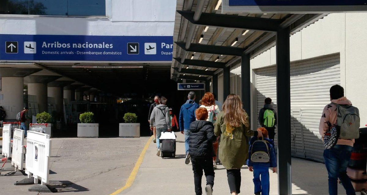 Anuncian medidas de fuerza para la próxima semana y podrían afectarse vuelos