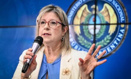 Alejandra Monteoliva admitió que los suicidios aumentaron 30% en las fuerzas de seguridad por las deudas familiares