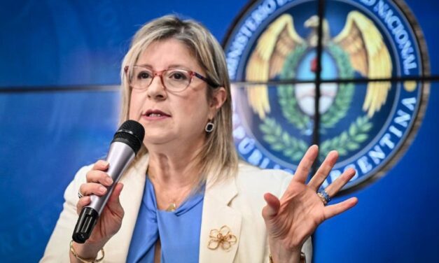 Alejandra Monteoliva admitió que los suicidios aumentaron 30% en las fuerzas de seguridad por las deudas familiares